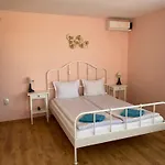 германови